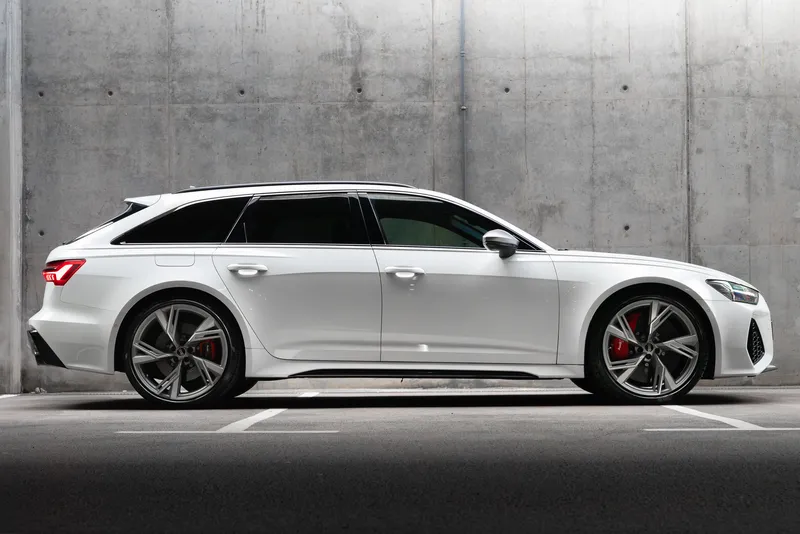 Audi RS6 Performance – профил, задна част